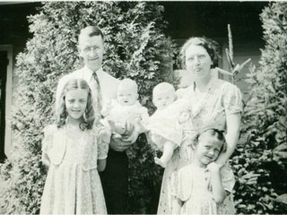 Daddy, Mama, Susanna, Christina, and the twins